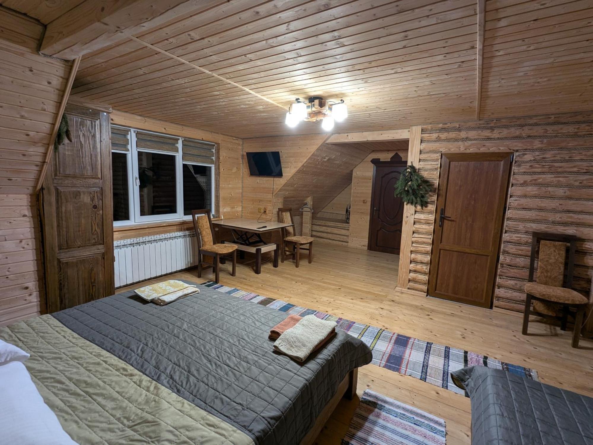 Gostynna Rodyna Izki Exterior foto