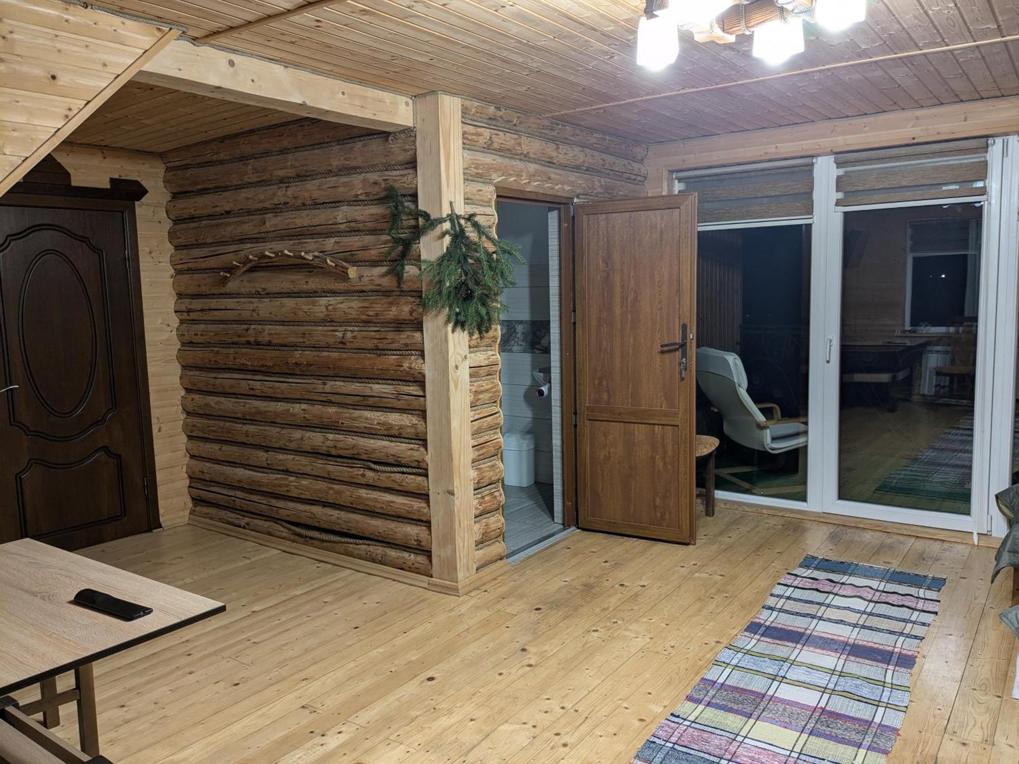 Gostynna Rodyna Izki Exterior foto